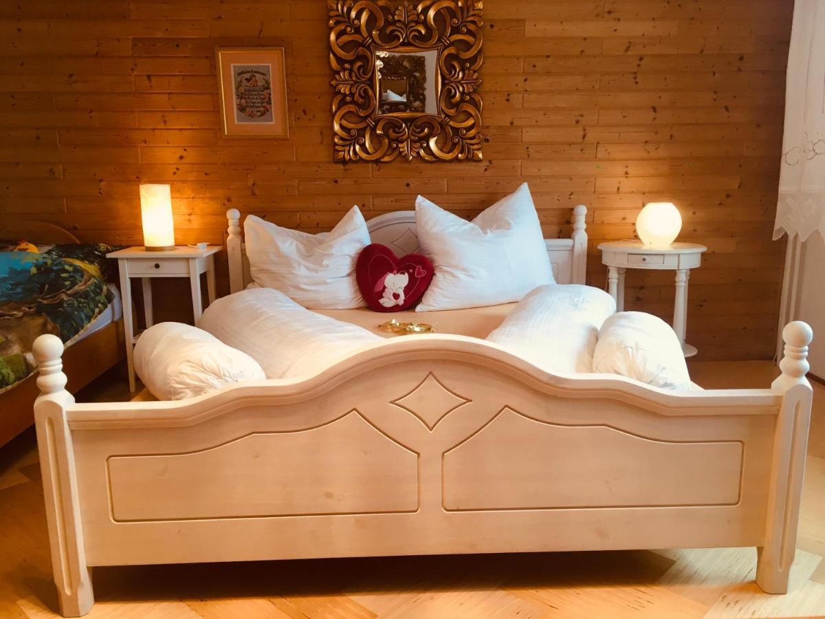 Familienapartments Mit Balkon Und Garten Ober-Lembach ภายนอก รูปภาพ